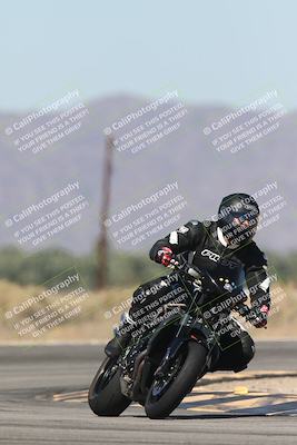 media/Oct-13-2025-Moto Forza (Mon) [[a66d839500]]/4-C Group/Session 3 (Turn 16)/